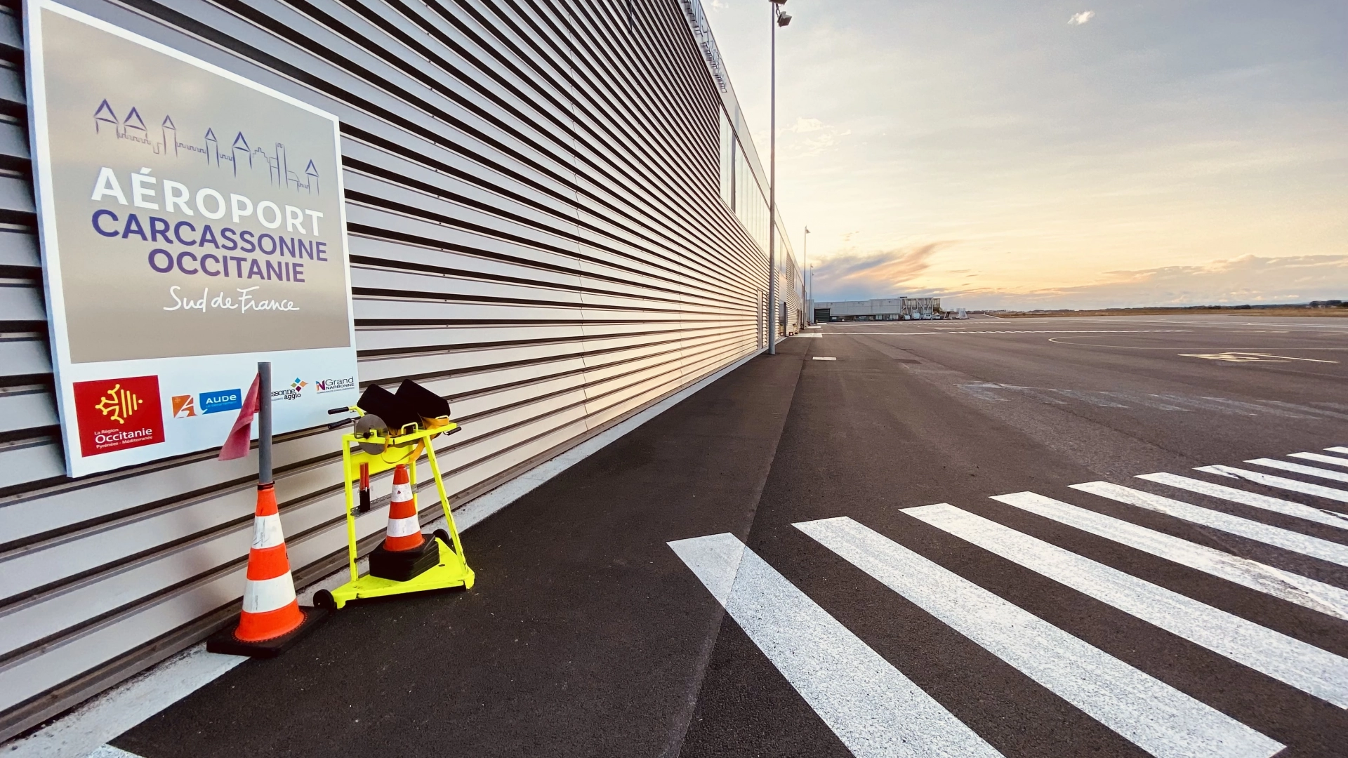 Contactez l'aéroport